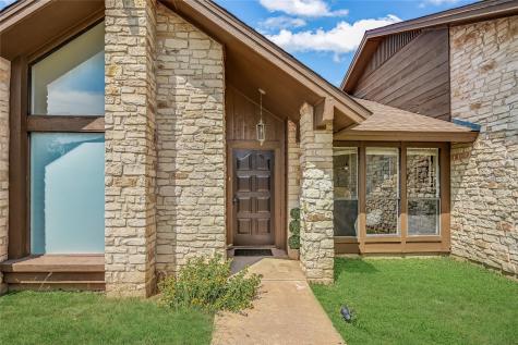 302 Seawind Street Lakeway TX 78734