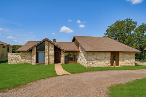 302 Seawind Street Lakeway TX 78734