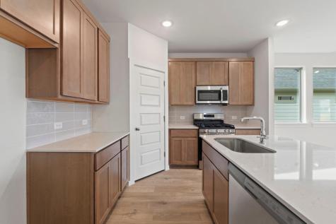 1104 Universal Drive Hutto TX 78634