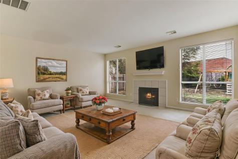 2218 Equestrian Trail Austin TX 78727