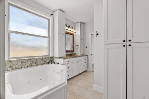 110 Chaumont Street Kingsland TX 78639