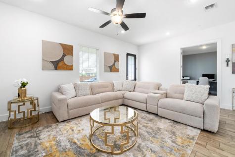 8208 Corrigan Pass Austin TX 78744