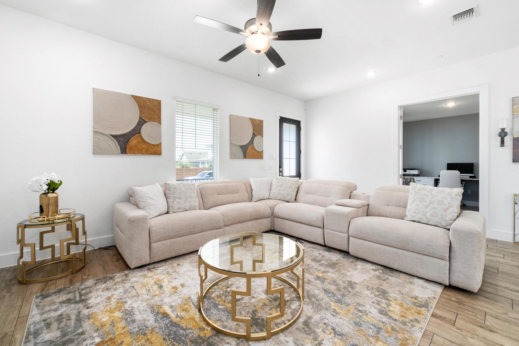 8208 Corrigan Pass Austin TX 78744
