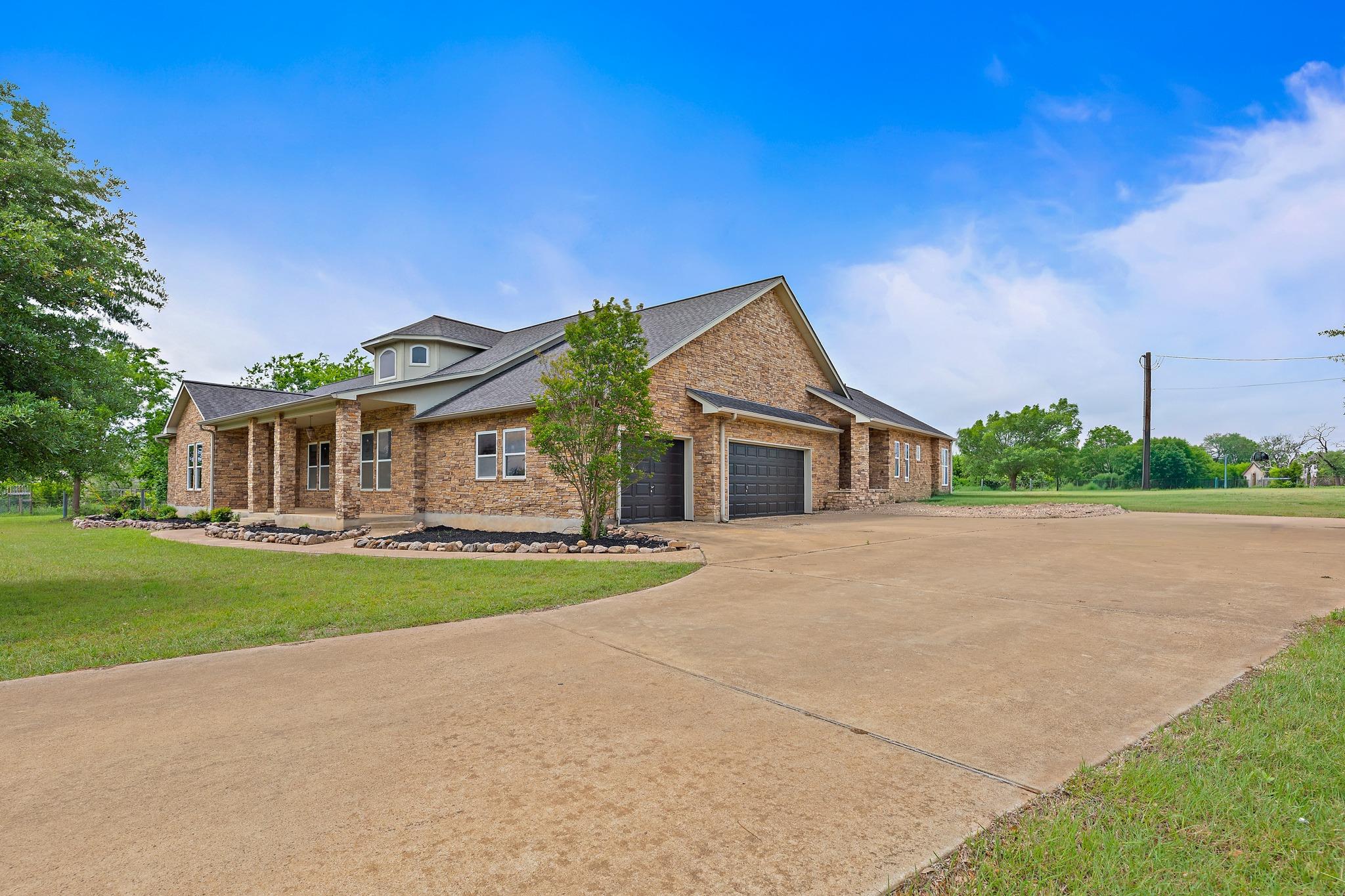 221 Mustang Mesa Liberty Hill TX 78642