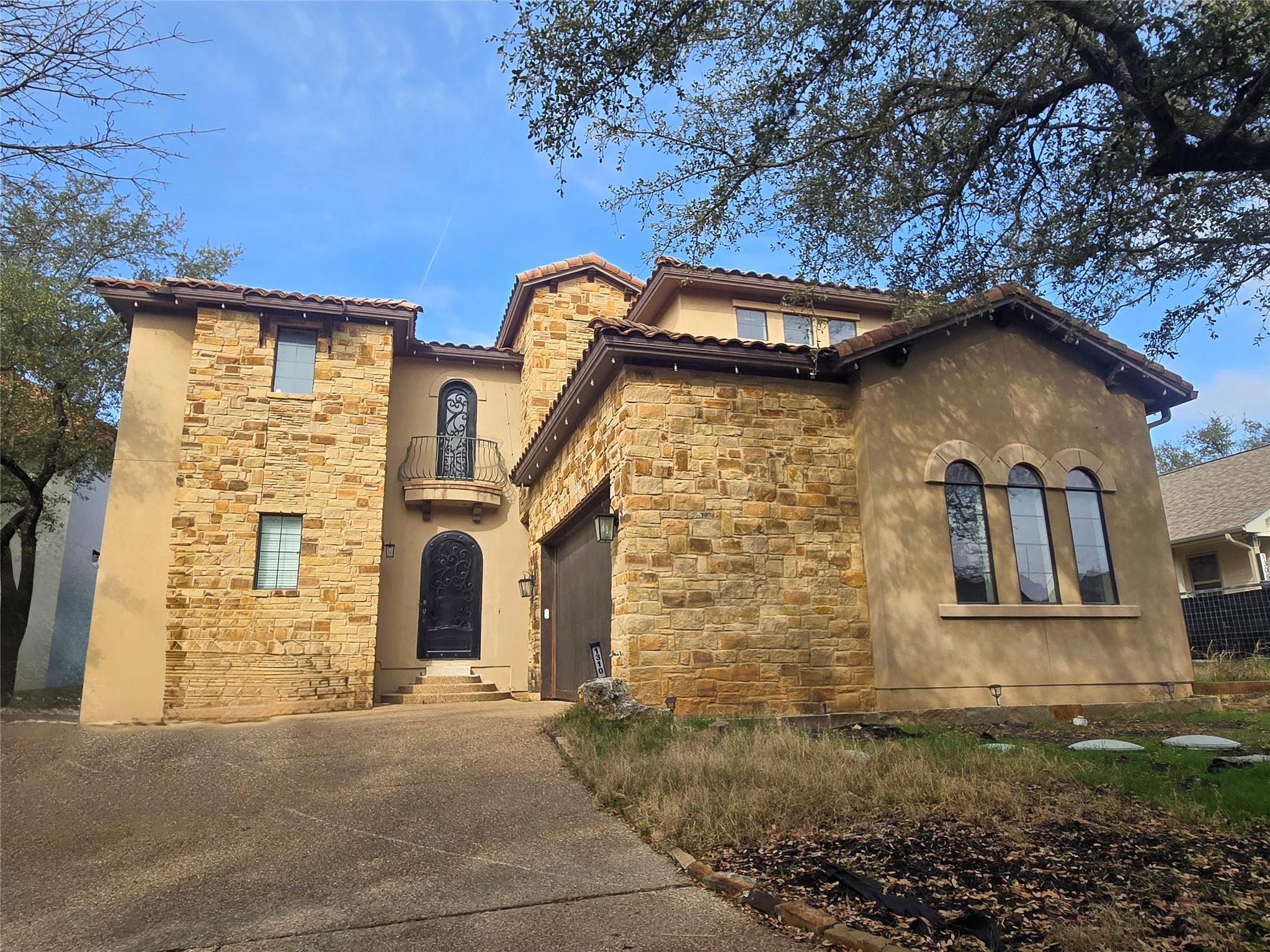 1310 Minnie Drive Austin TX 78732