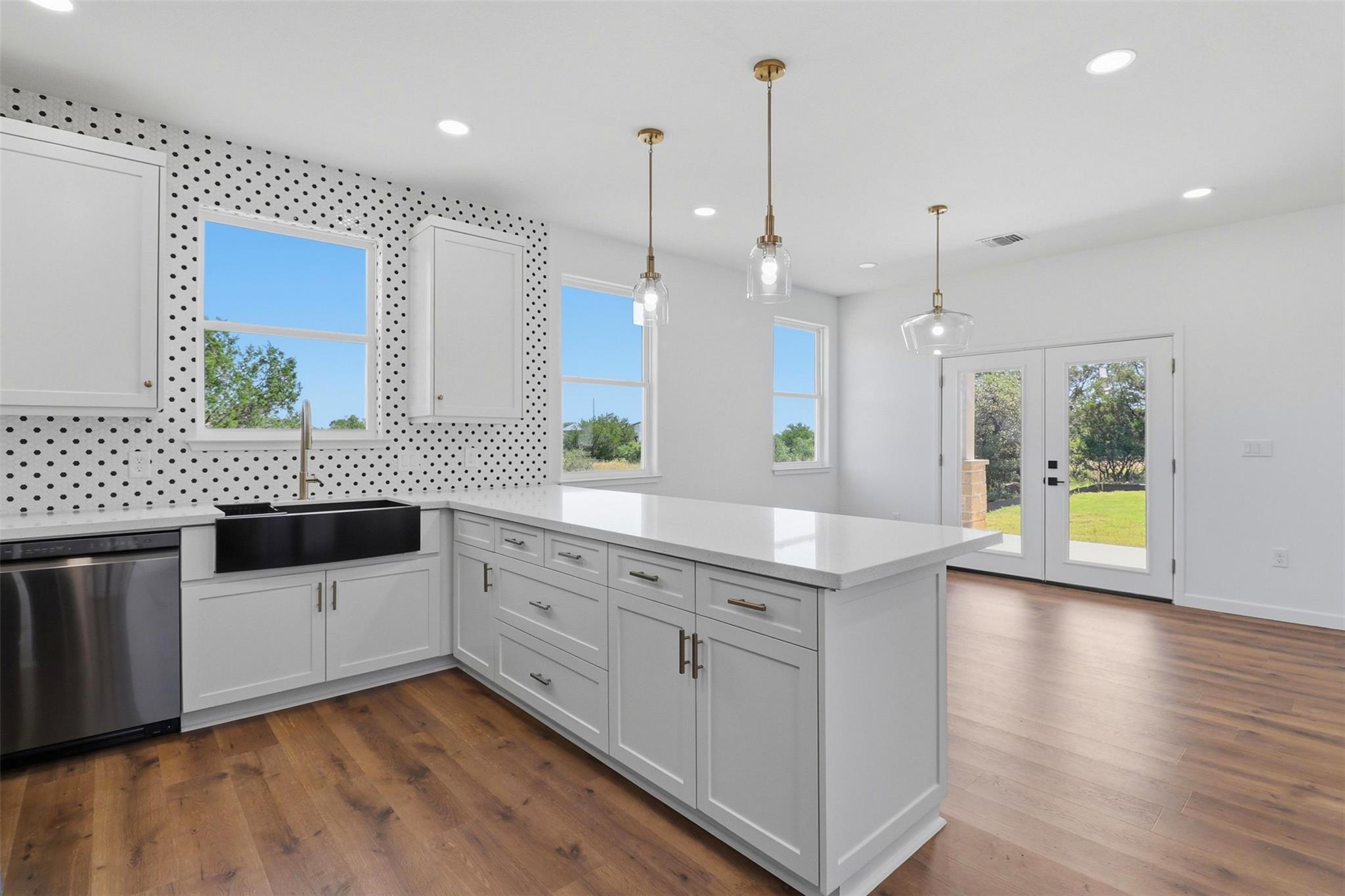 1407 Swallow Horseshoe Bay TX 78657