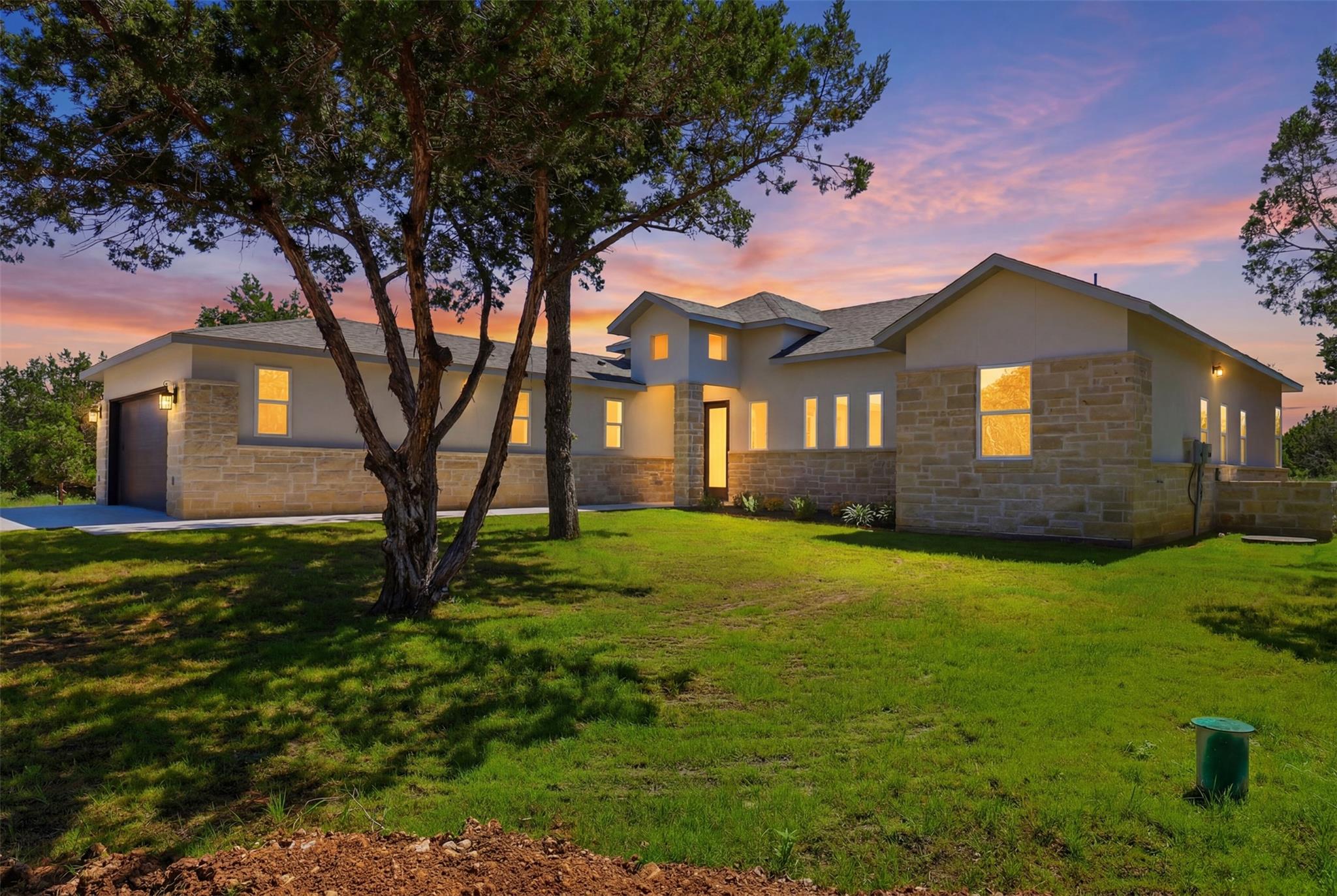 1407 Swallow Horseshoe Bay TX 78657