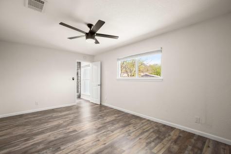 110 W Garrett Run Austin TX 78753