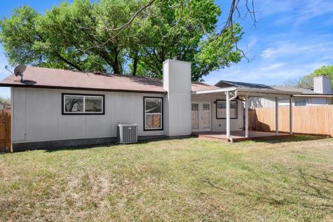110 W Garrett Run Austin TX 78753