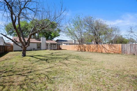 110 W Garrett Run Austin TX 78753