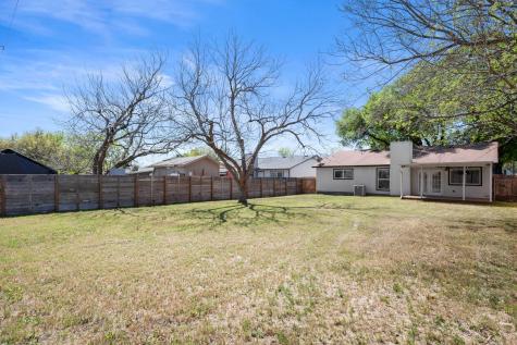 110 W Garrett Run Austin TX 78753