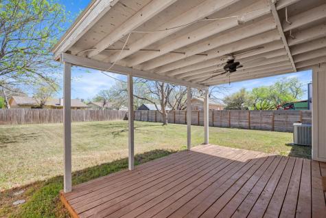 110 W Garrett Run Austin TX 78753