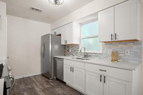 110 W Garrett Run Austin TX 78753
