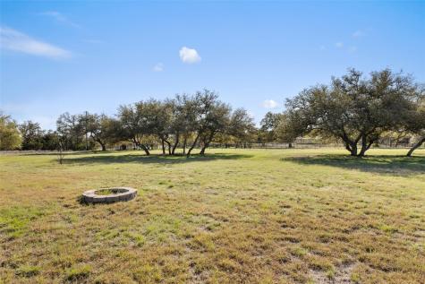 118 Landons Way Blanco TX 78606