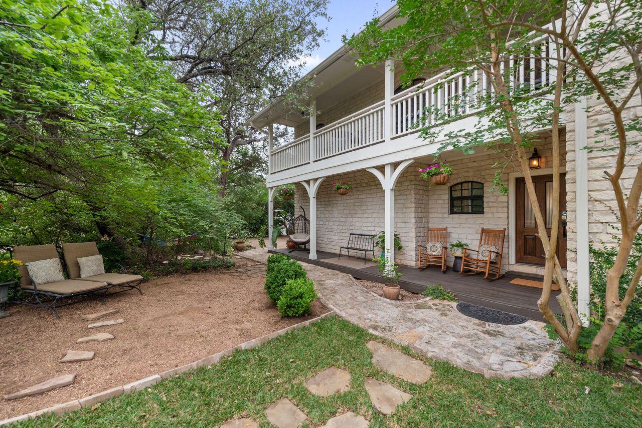 307 Nautilus Avenue Lakeway TX 78738