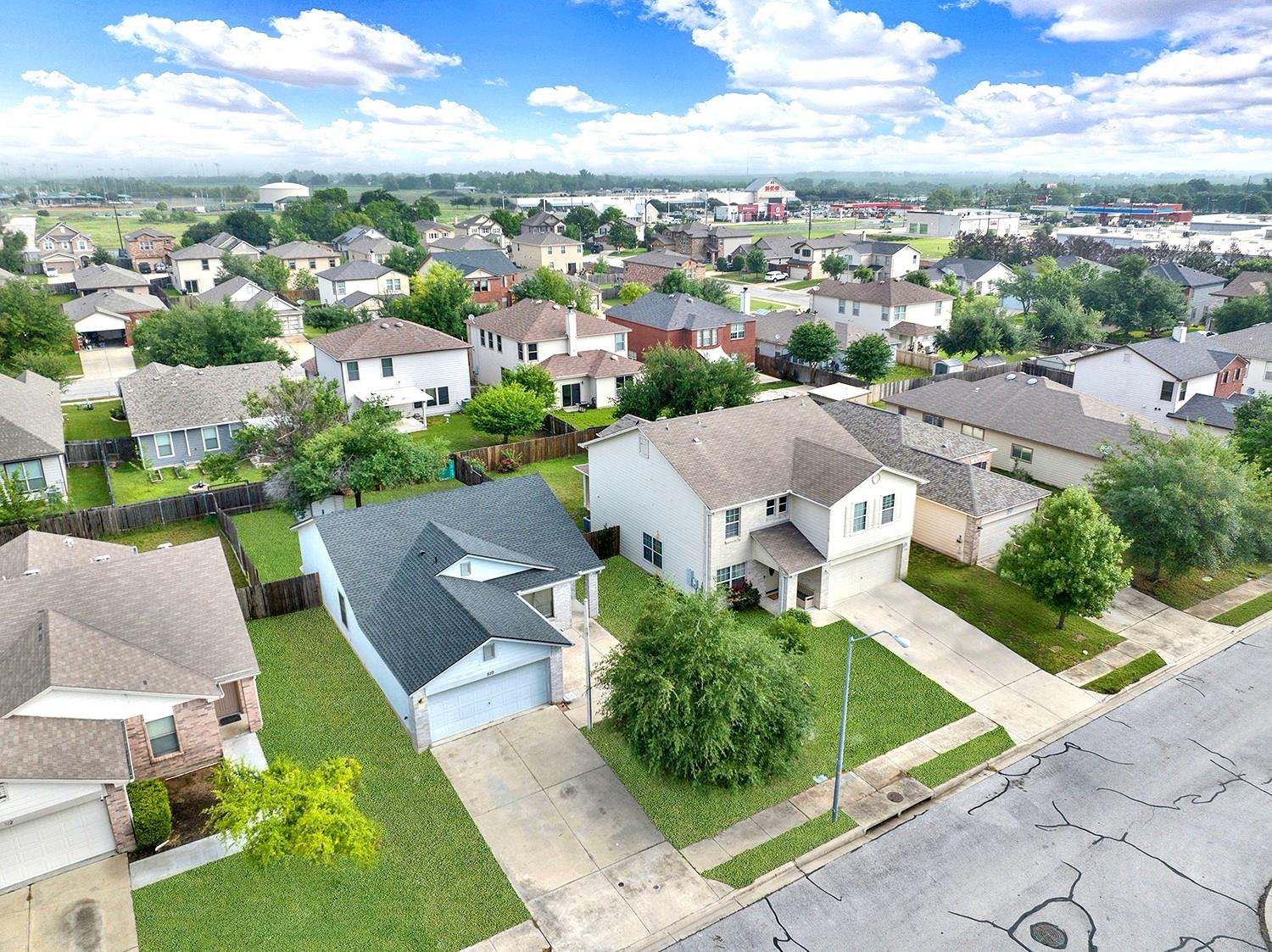 510 Glacier Point Trail Taylor TX 76574