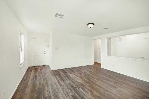 510 Glacier Point Trail Taylor TX 76574