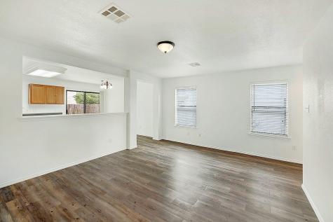 510 Glacier Point Trail Taylor TX 76574