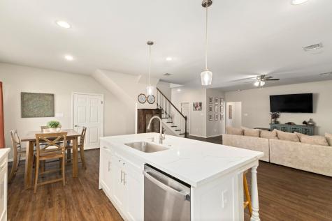 107 Fosters Branch Drive Schulenburg TX 78956