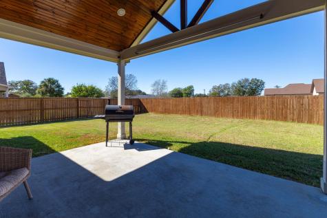 107 Fosters Branch Drive Schulenburg TX 78956