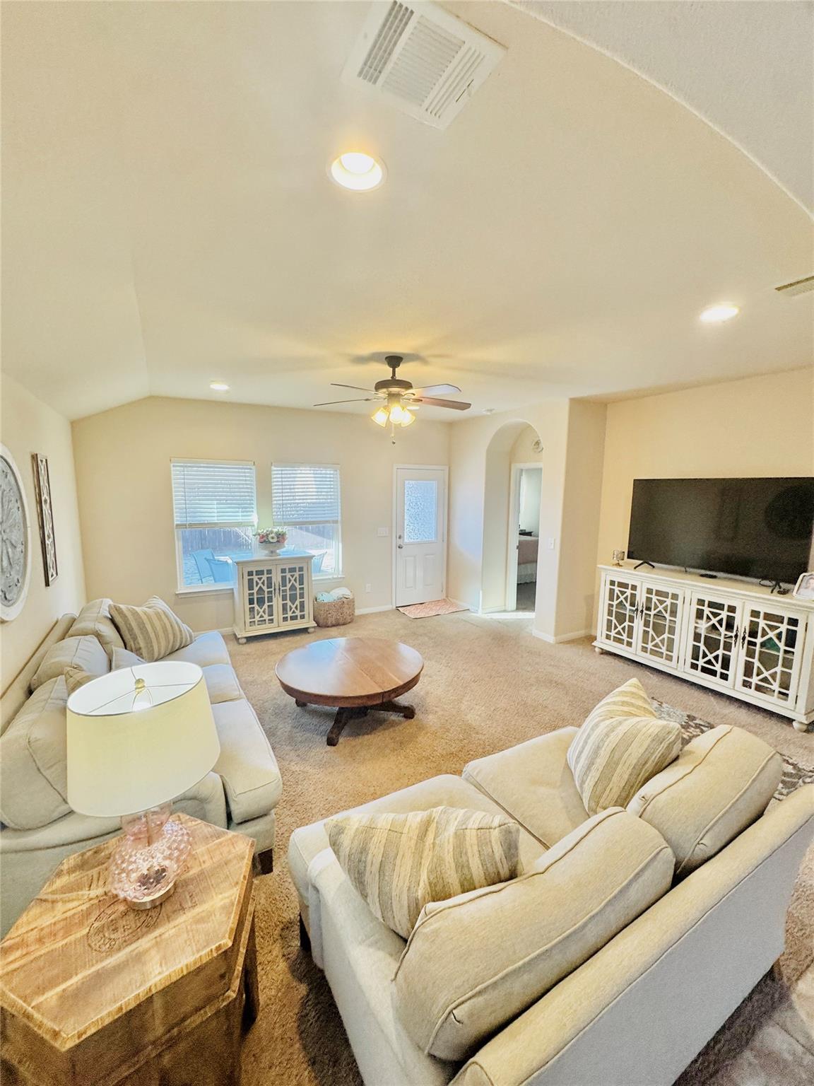 413 Gettysburg Loop Elgin TX 78621