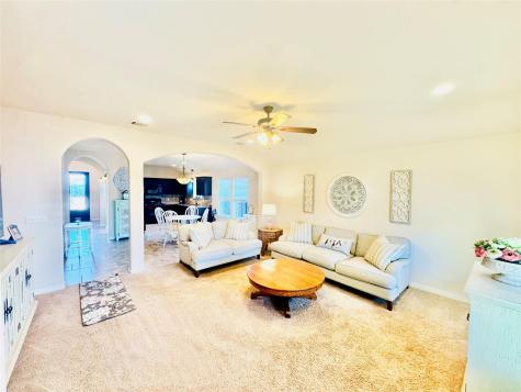 413 Gettysburg Loop Elgin TX 78621