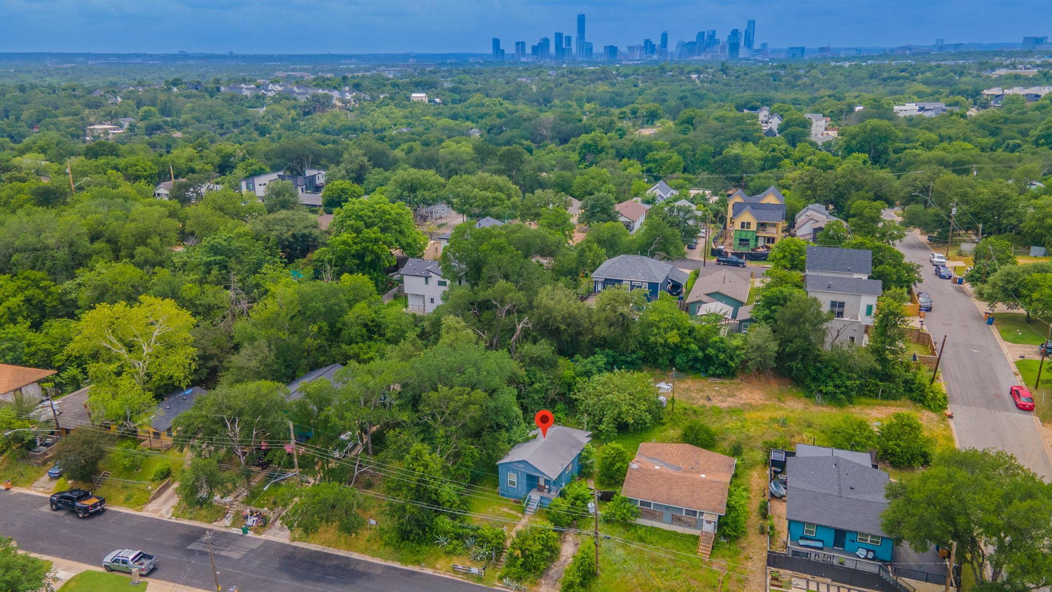 1408 Luna Street Austin TX 78721