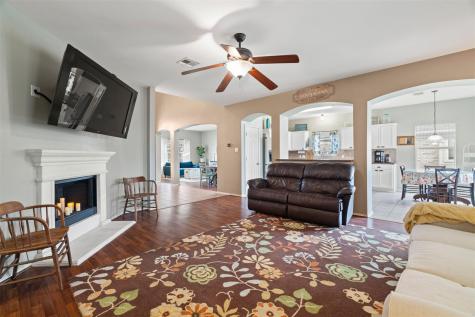315 Swenson Drive Hutto TX 78634