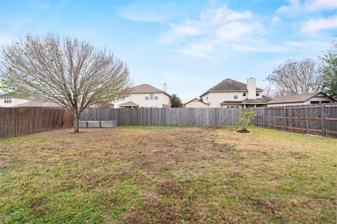 315 Swenson Drive Hutto TX 78634