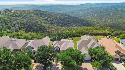 5724 Brittlyns Court Austin TX 78730