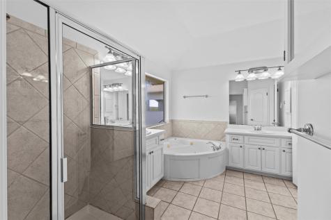 5724 Brittlyns Court Austin TX 78730