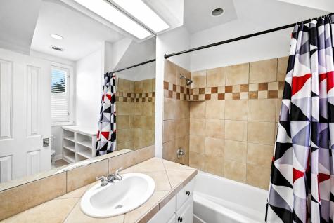 9001 Thickwoods Cove Austin TX 78735