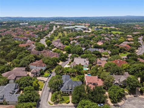 9001 Thickwoods Cove Austin TX 78735