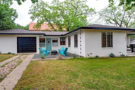 708 W Schubert Street Fredericksburg TX 78624