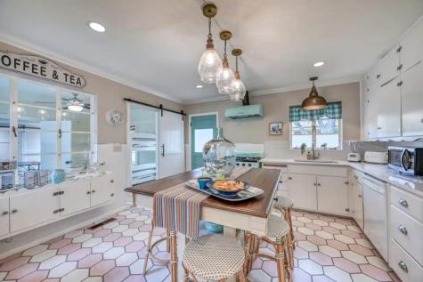 708 W Schubert Street Fredericksburg TX 78624