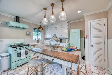 708 W Schubert Street Fredericksburg TX 78624