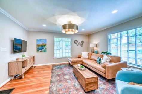 708 W Schubert Street Fredericksburg TX 78624