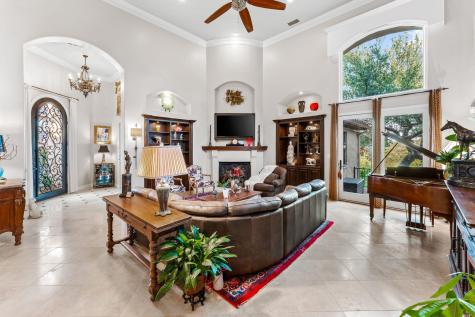 1901 Sea Eagle View Austin TX 78738