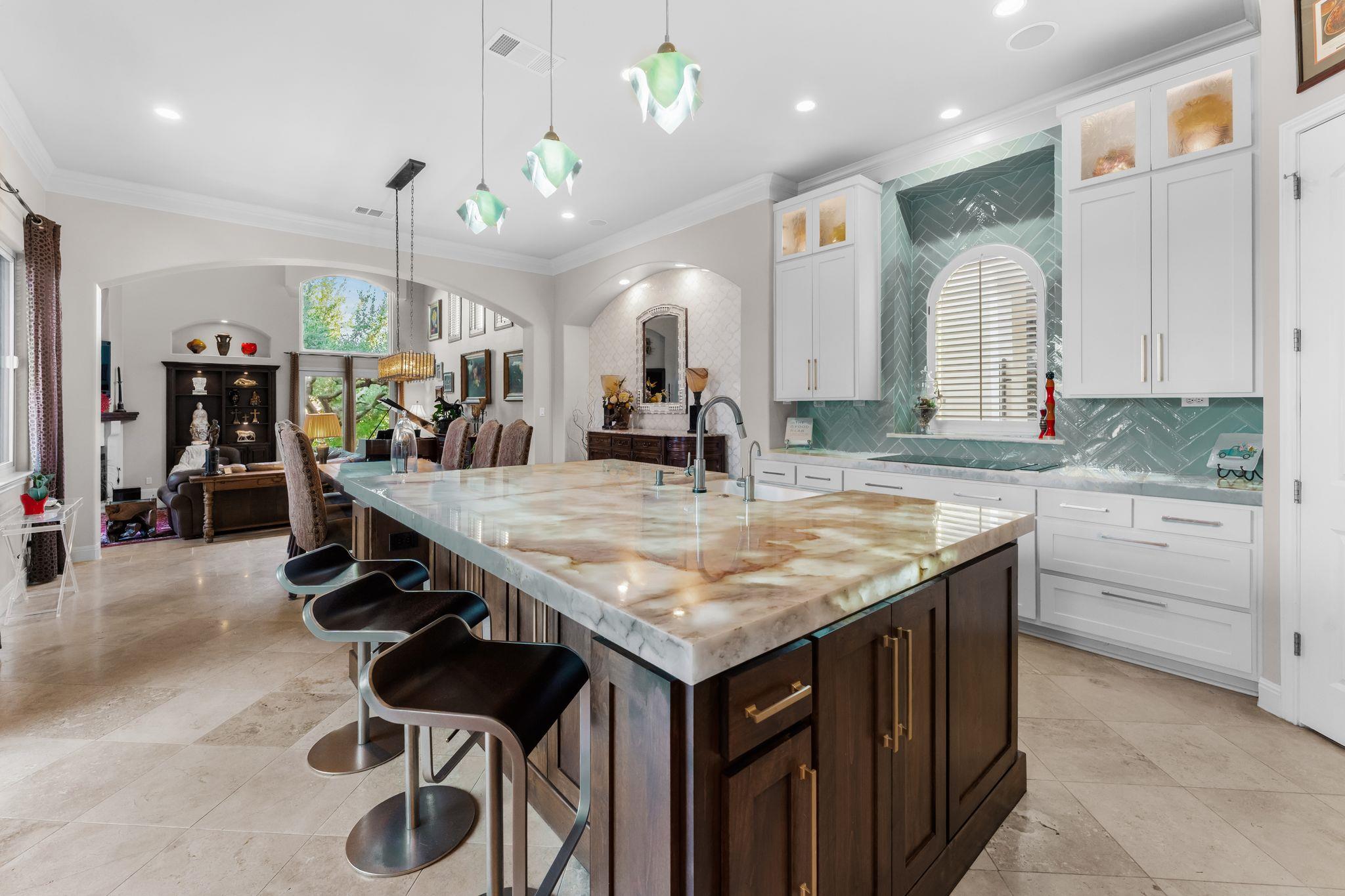 1901 Sea Eagle View Austin TX 78738