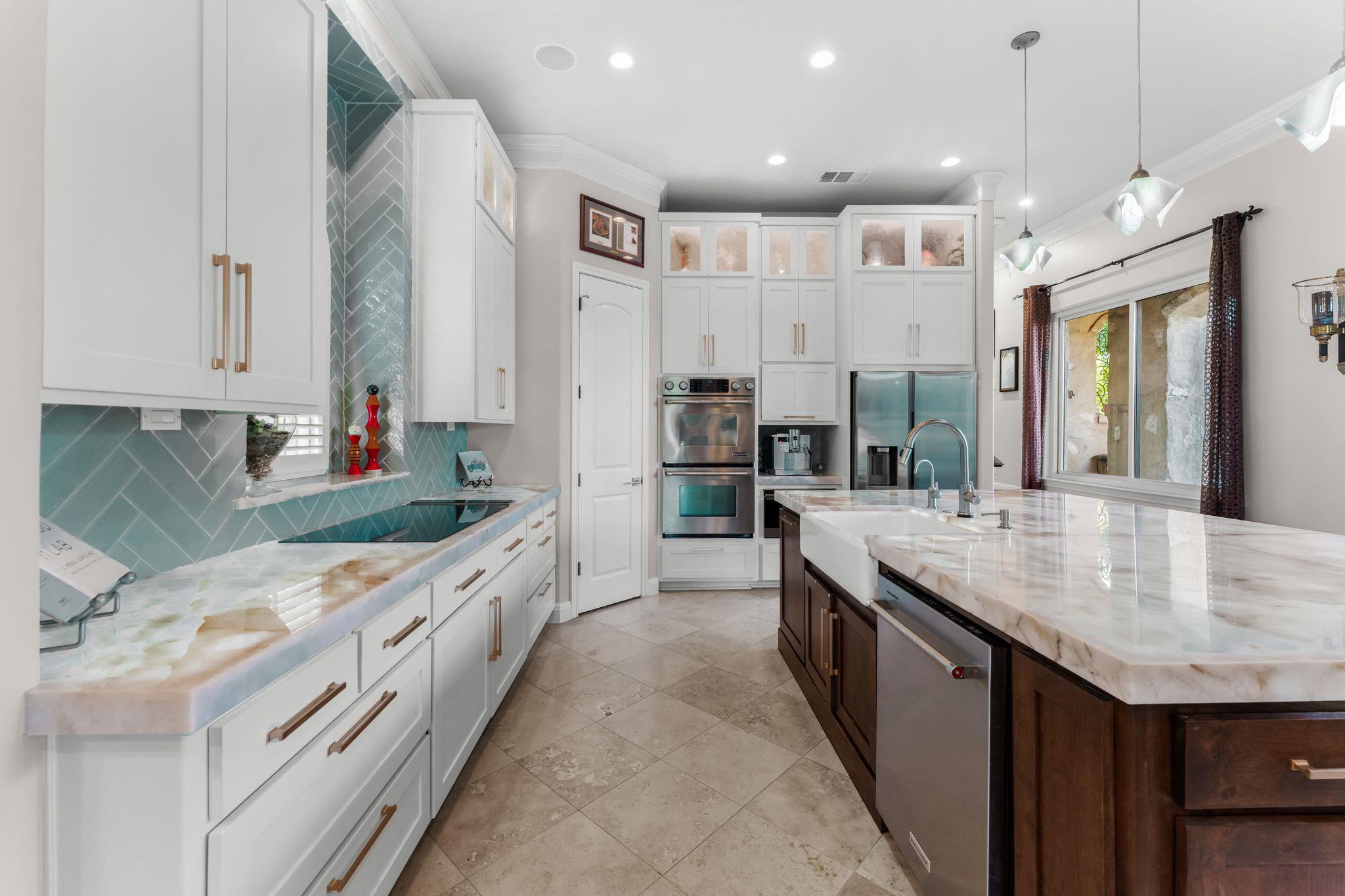 1901 Sea Eagle View Austin TX 78738