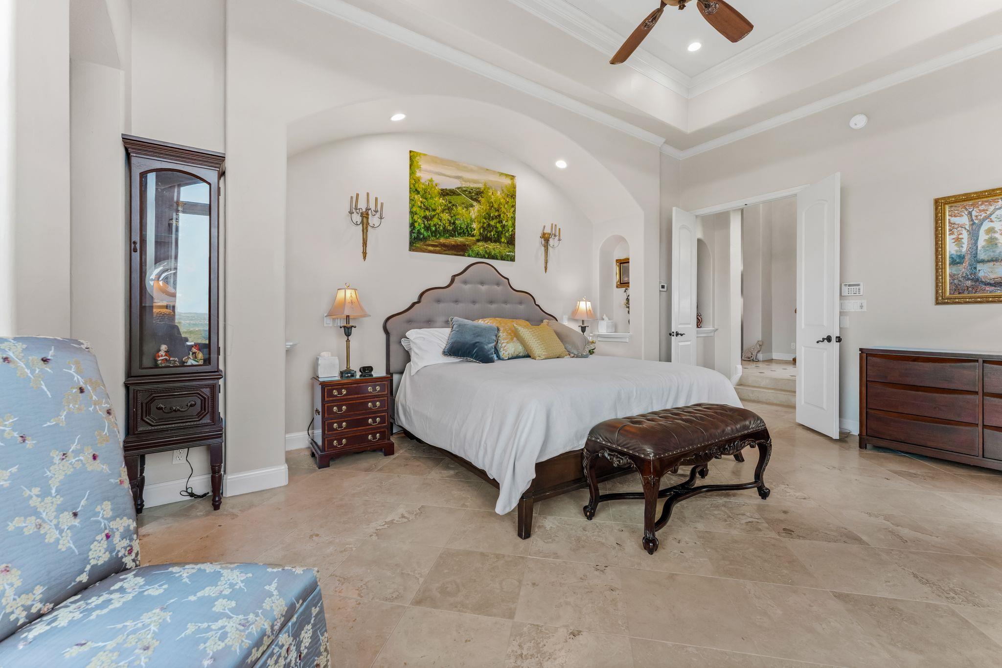 1901 Sea Eagle View Austin TX 78738