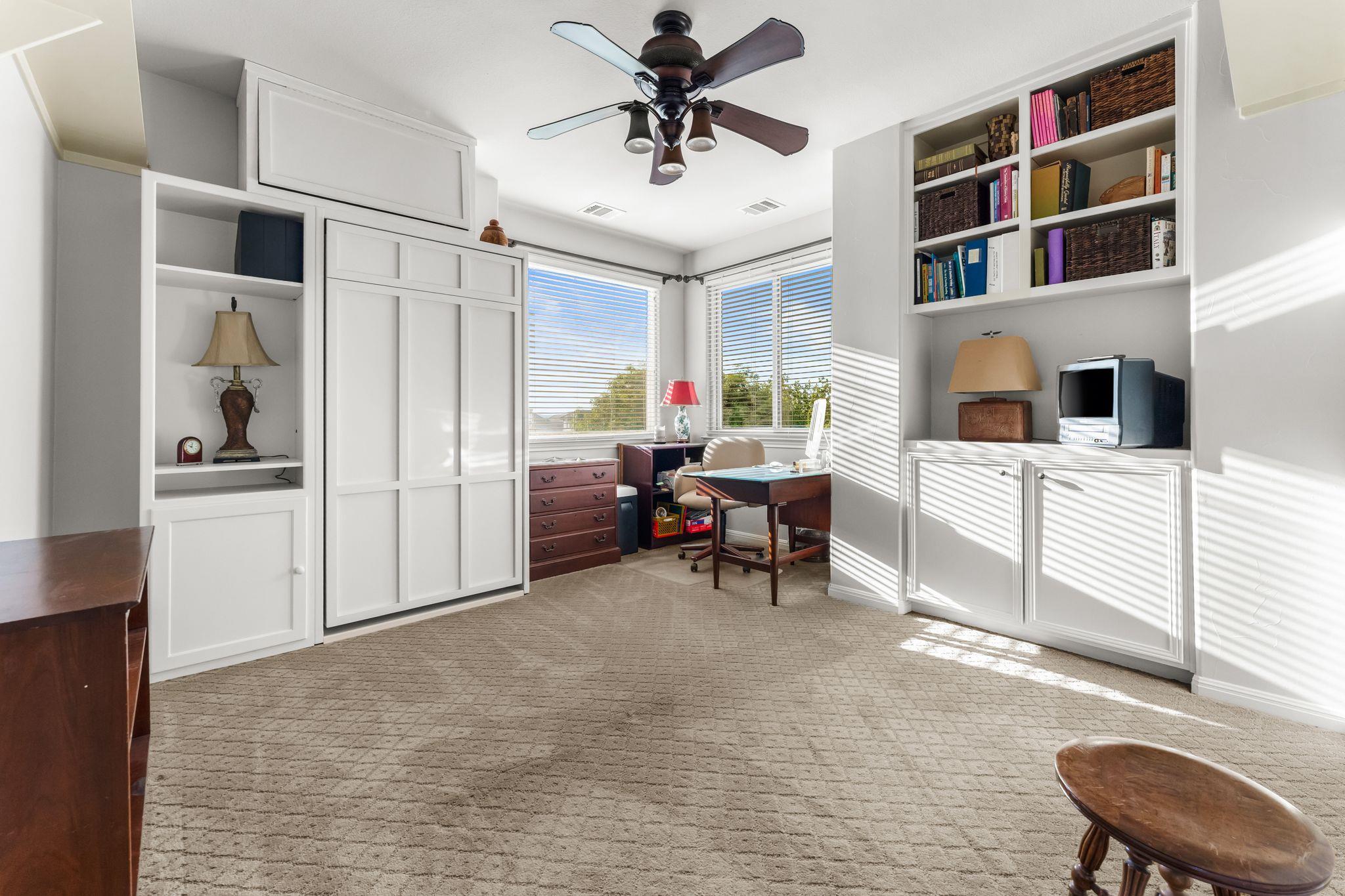 1901 Sea Eagle View Austin TX 78738