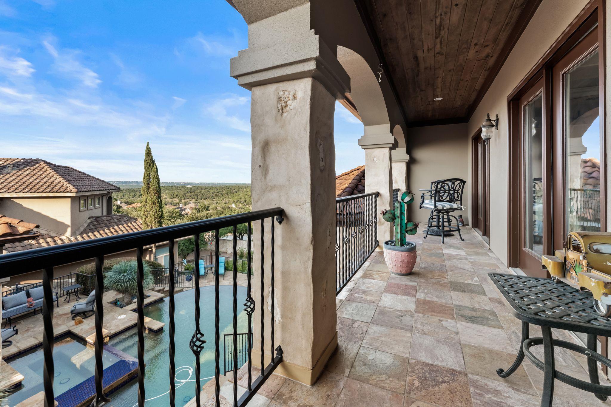1901 Sea Eagle View Austin TX 78738