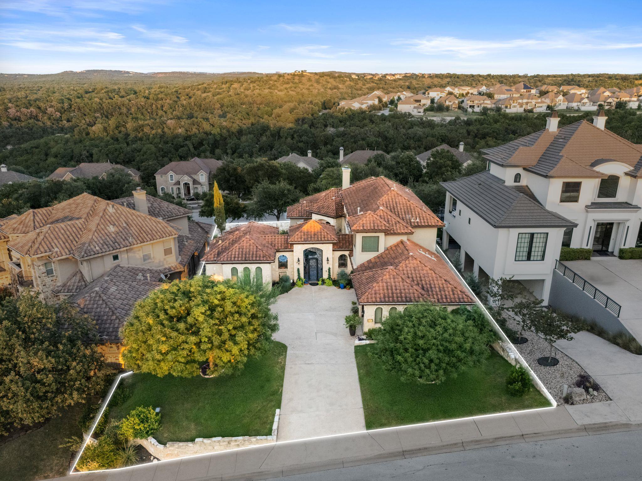 1901 Sea Eagle View Austin TX 78738