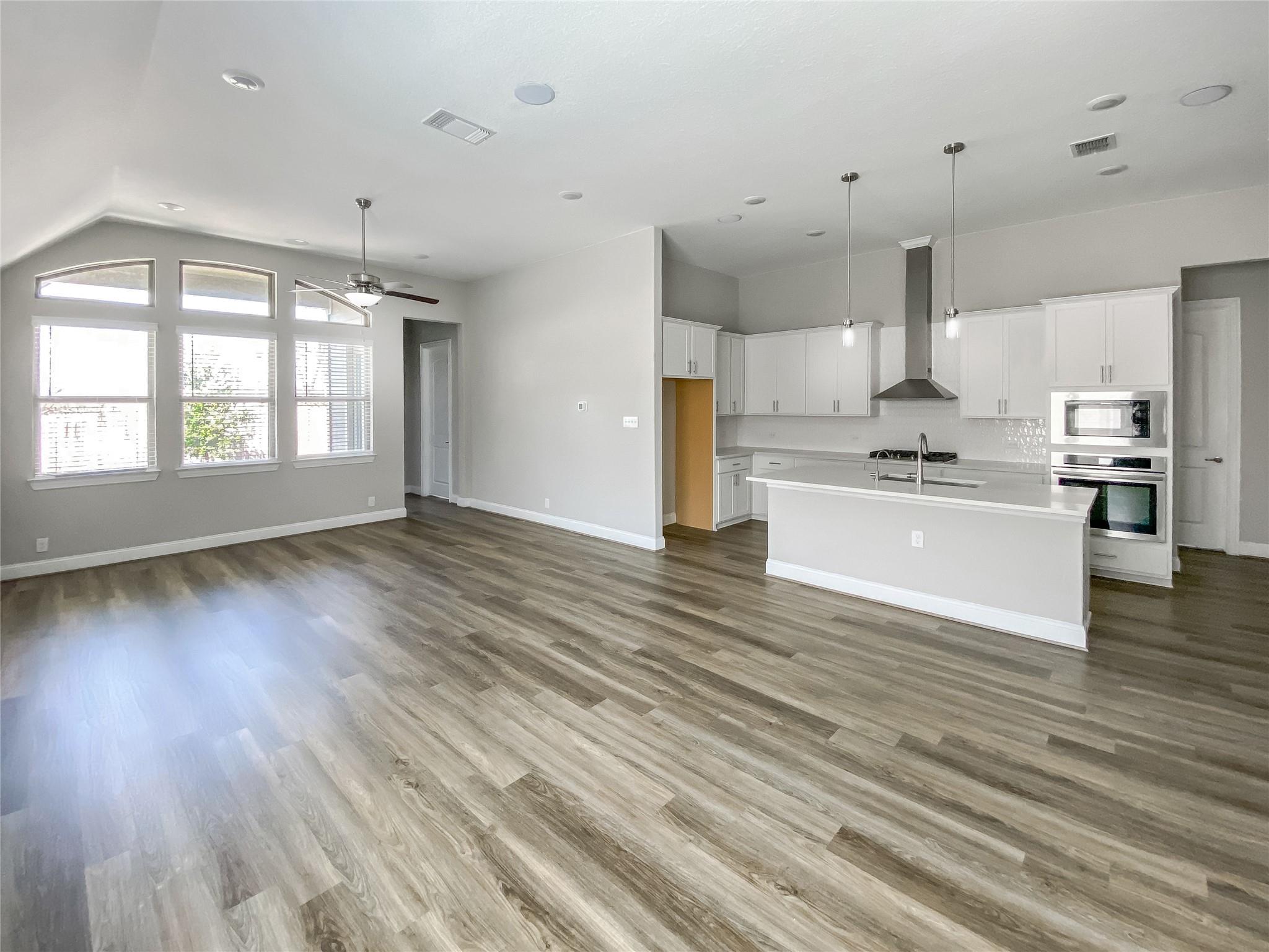 2243 Meadow Way Street New Braunfels TX 78132