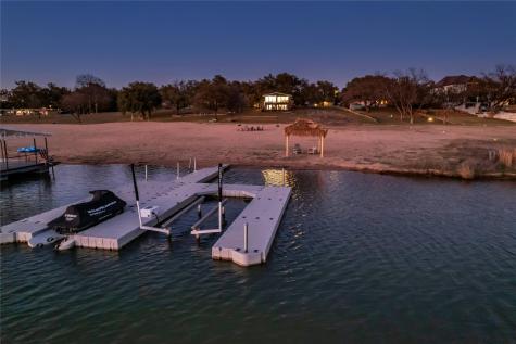 4306 River Oaks Drive Kingsland TX 78639