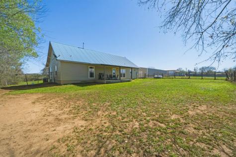 1516 Old Luling Road Lockhart TX 78644