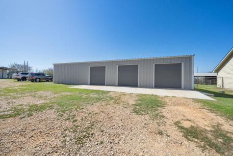 1516 Old Luling Road Lockhart TX 78644