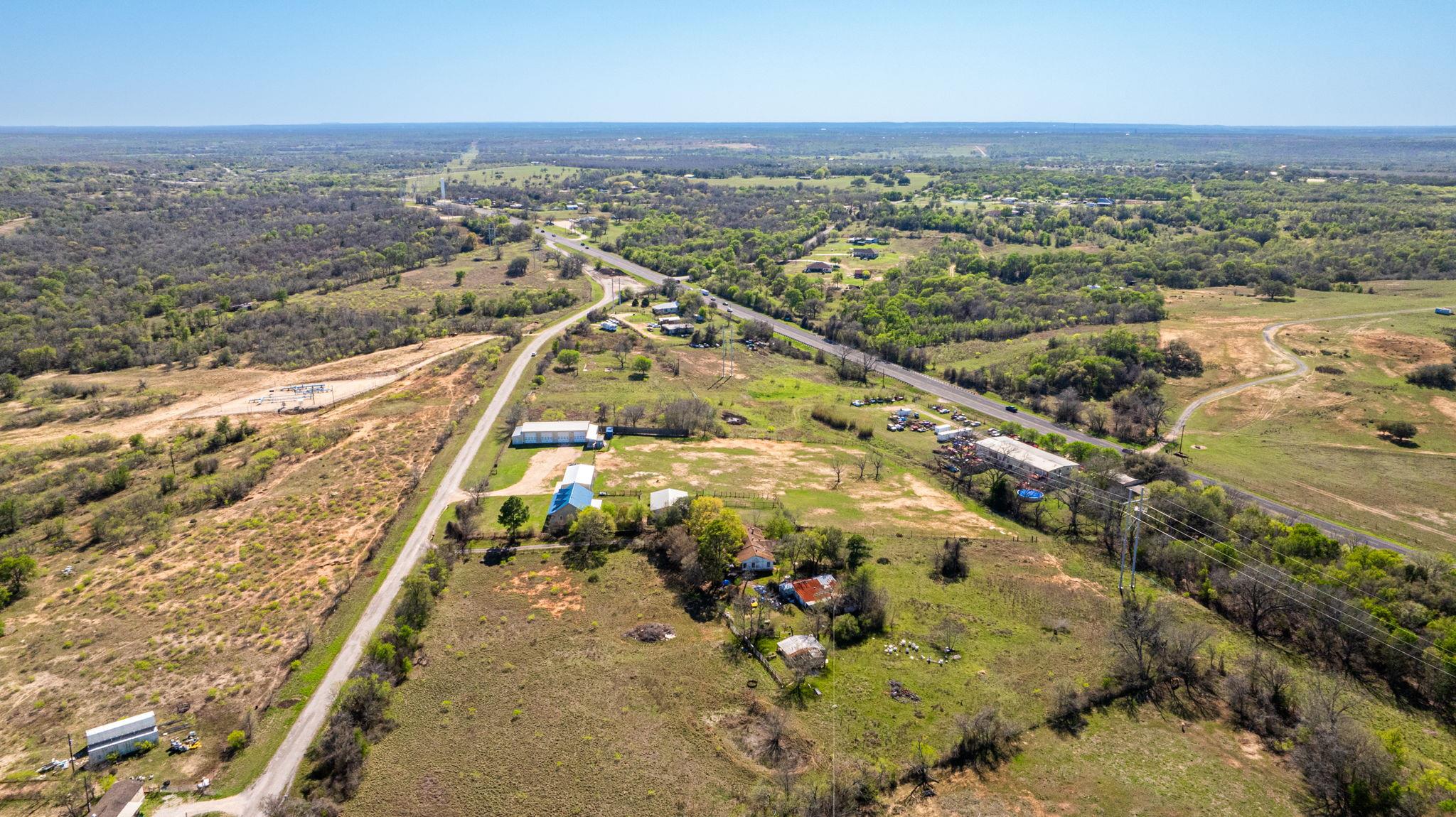 1516 Old Luling Road Lockhart TX 78644