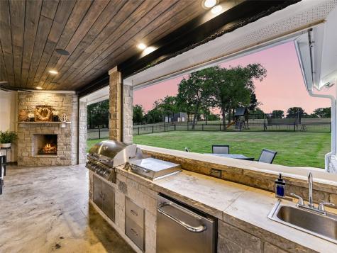2590 Fm 535 Rosanky TX 78953